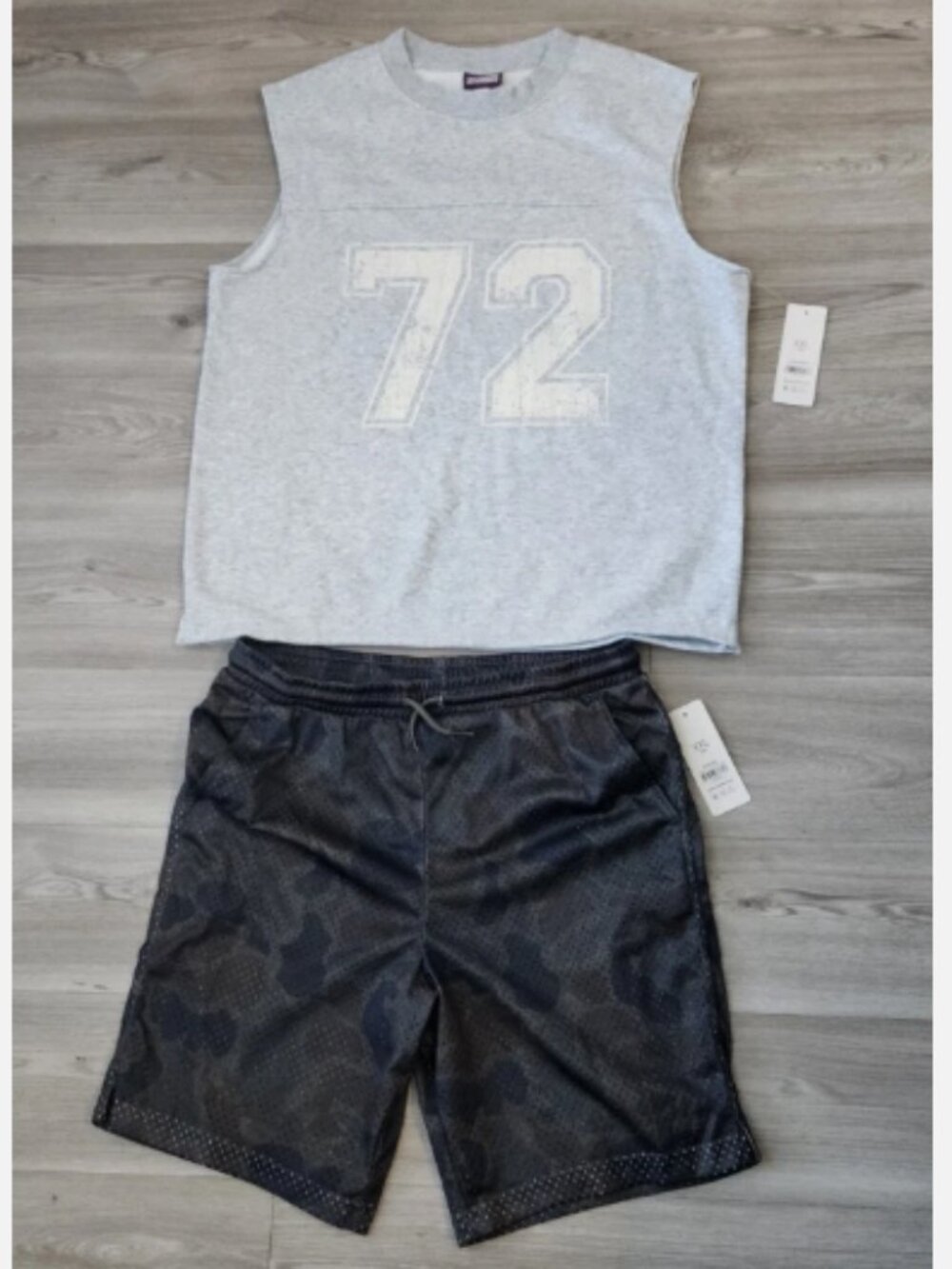Weekend Academy Boys XXL 18 2pc Gray Tank Top & Black Camo Mesh Shorts Pockets
